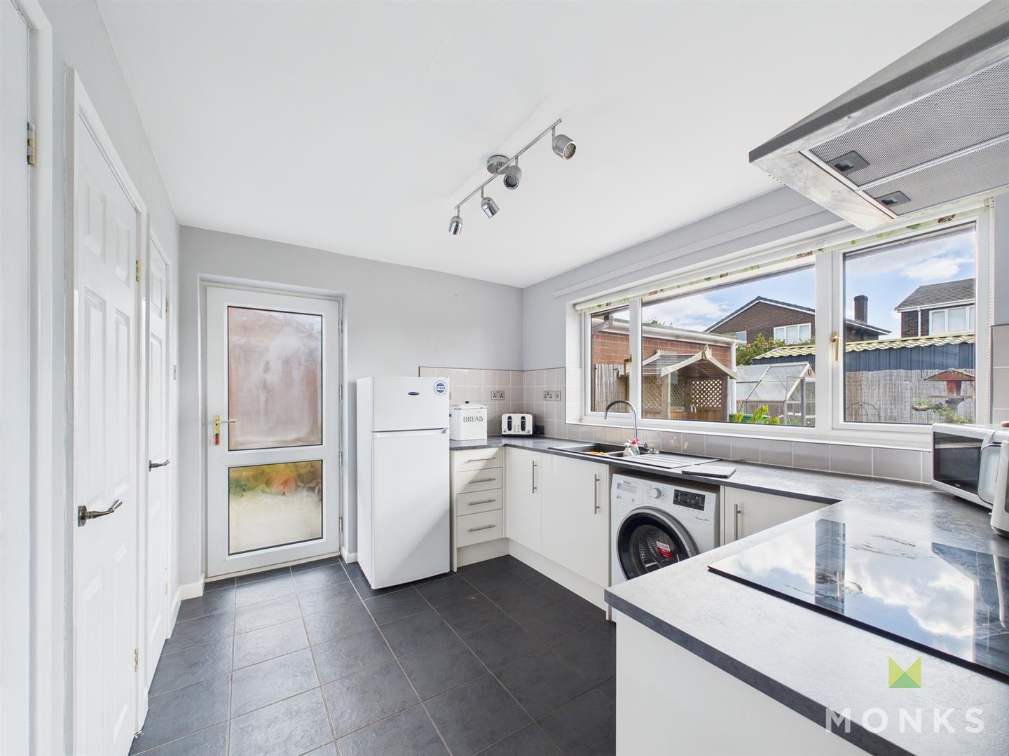 61 Bowens Field, Wem, SY4 5AR SSTC